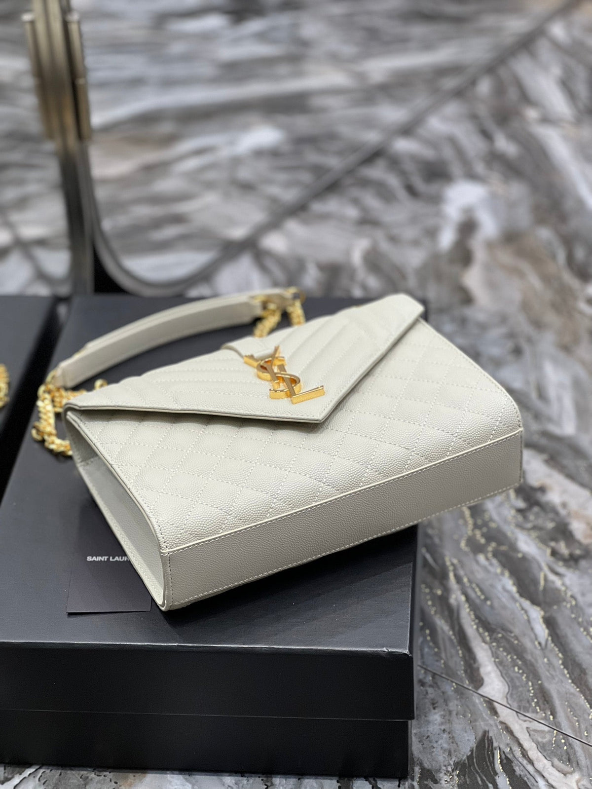AAOO 100203 Luxury Bag