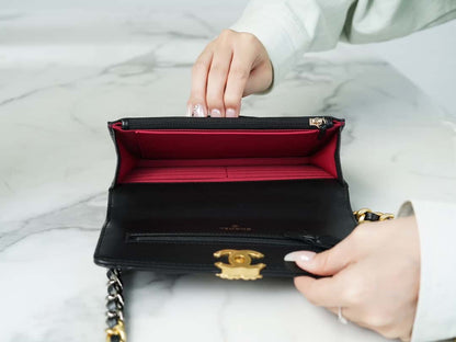 AAOO 100169 Chain Wallet