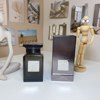 AAOO P017 Eau de Parfum