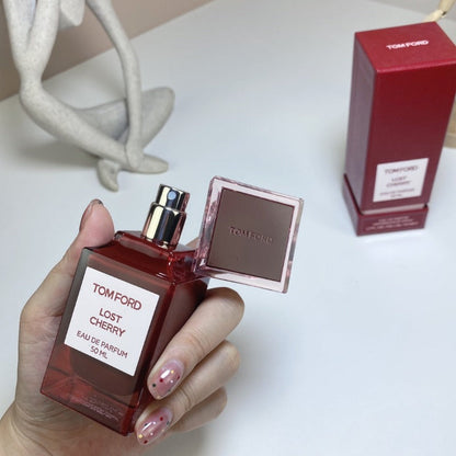 AAOO P018 Eau de Parfum