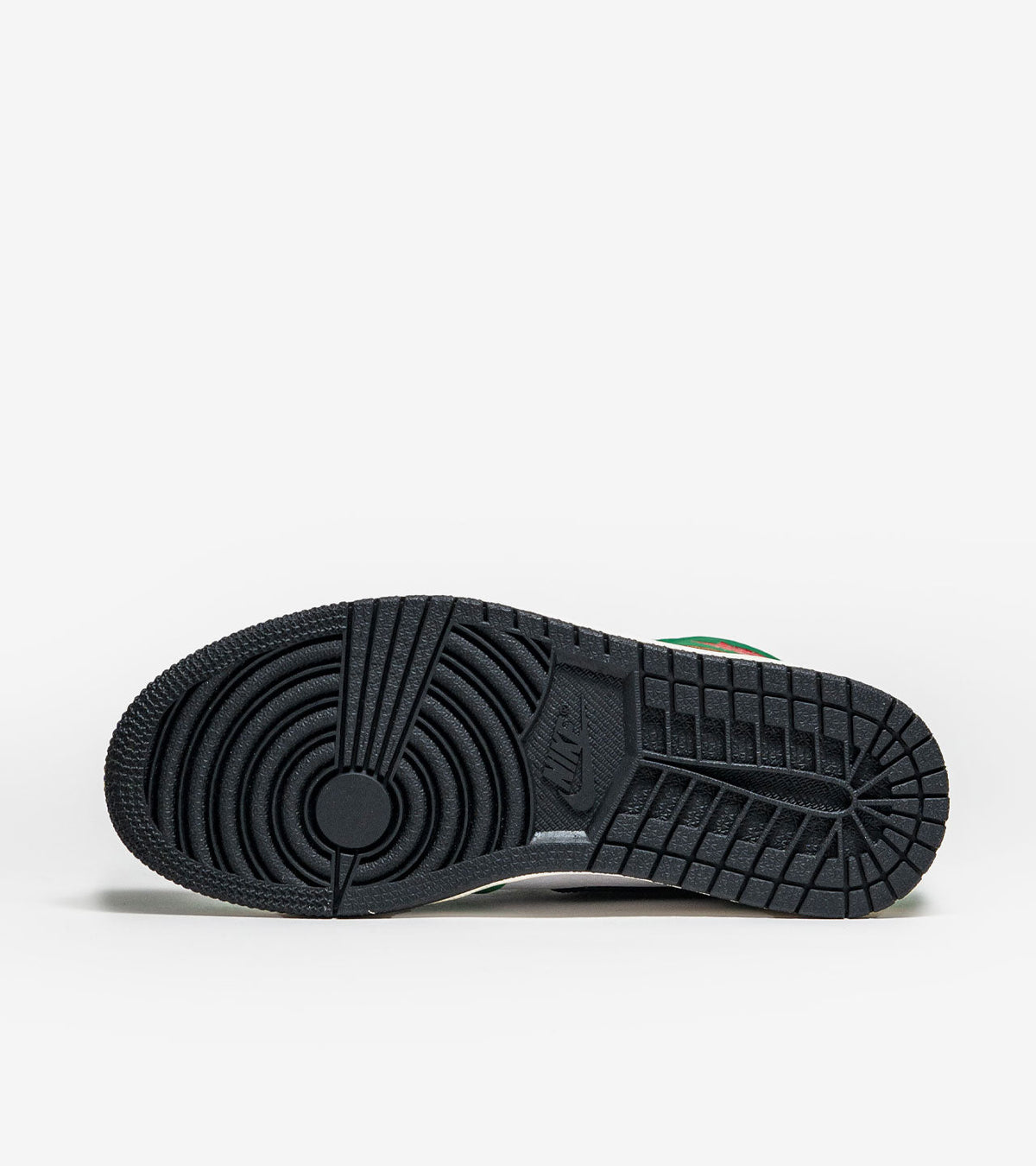 AAOO Jordan 1 Retro High Lucky Green
