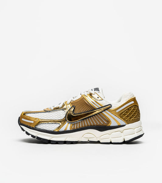 AAOO Zoom Vomero 5 Metallic Gold