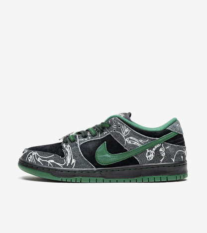 AAOO SB Dunk Low