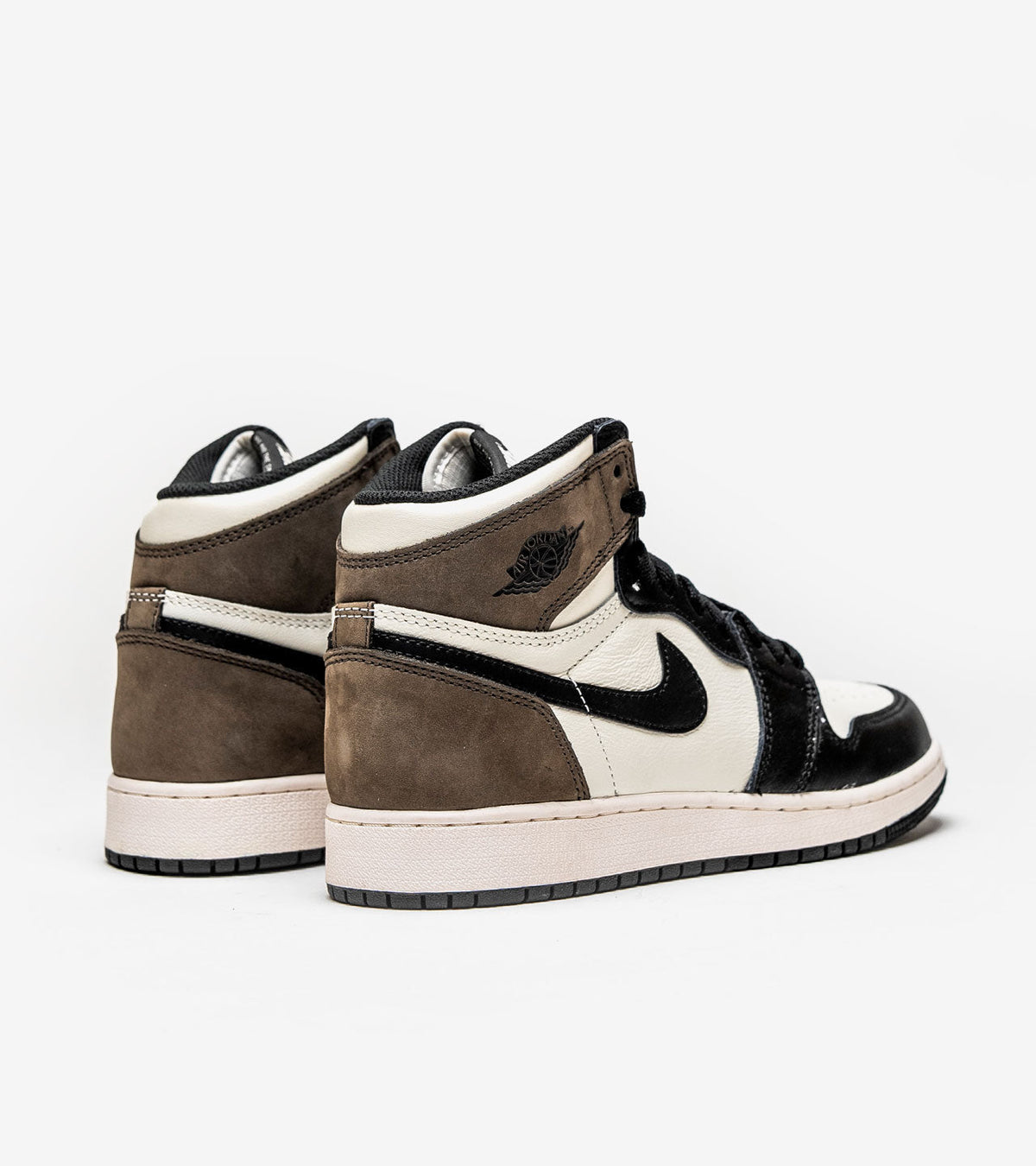AAOO Jordan 1 Retro High Dark Mocha