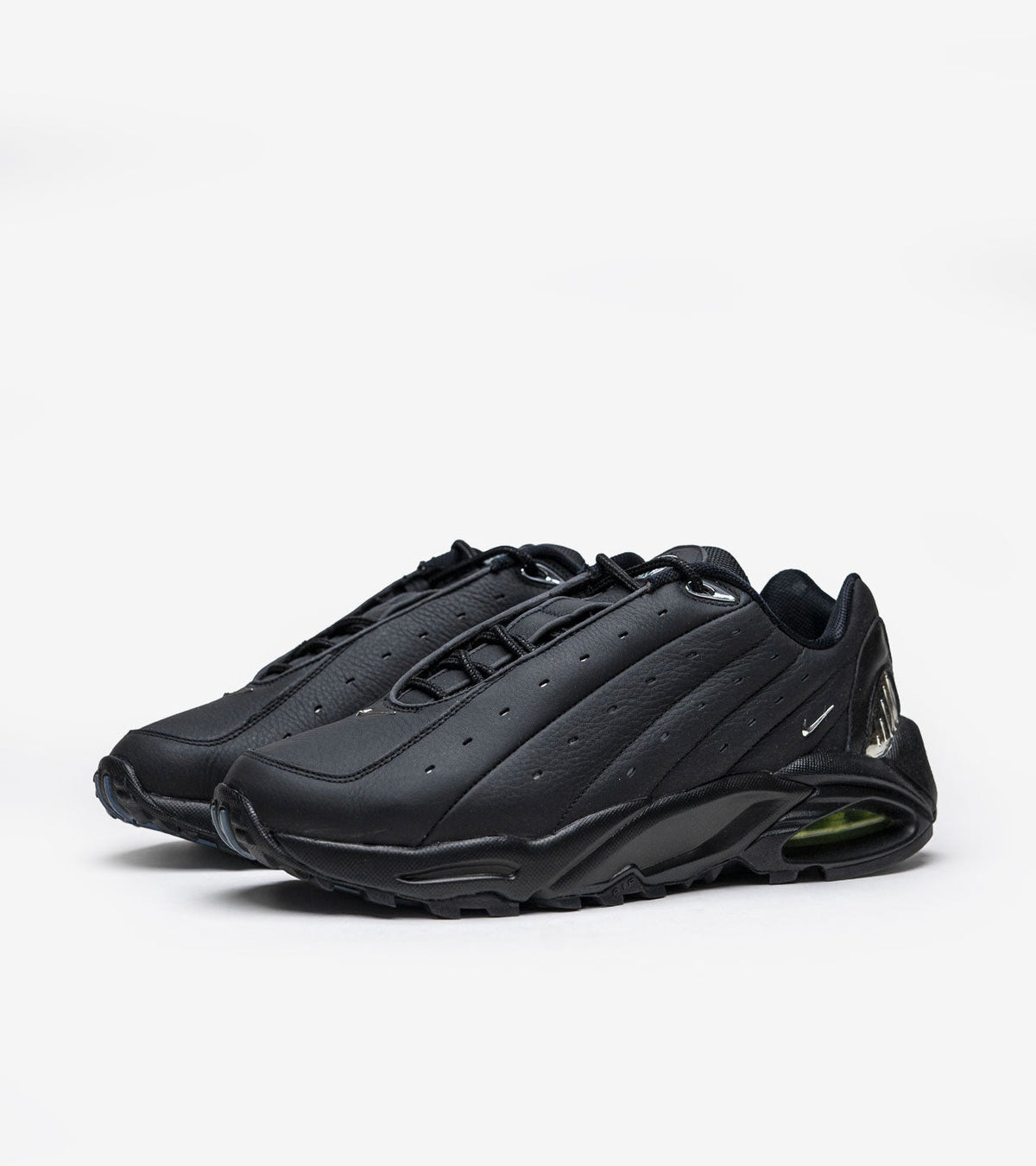 AAOO Hot Step Air Terra Triple Black