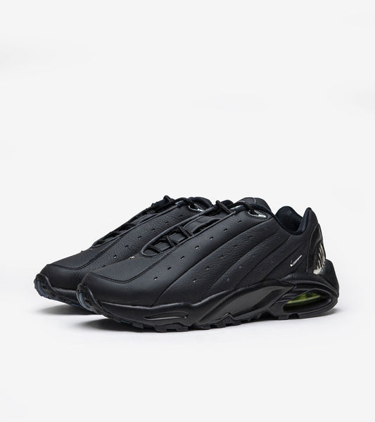 AAOO Hot Step Air Terra Triple Black