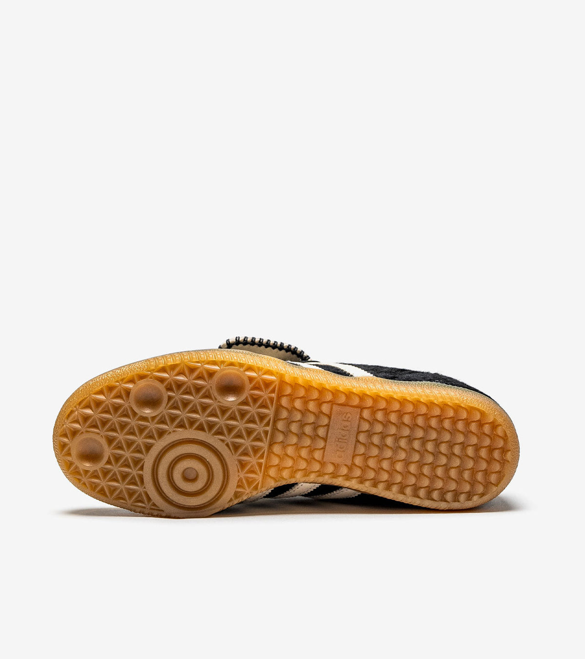 AAOO Samba Pony Tonal Core Black