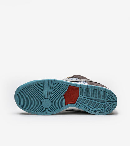 AAOO SB Dunk Low
