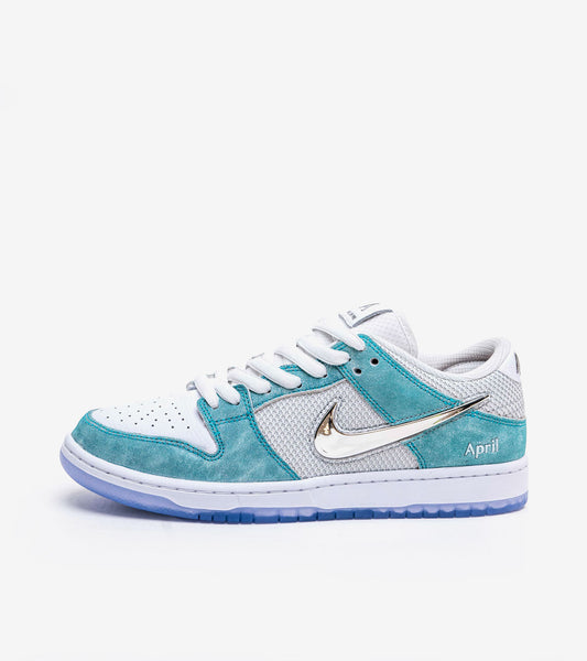 AAOO SB Dunk Low