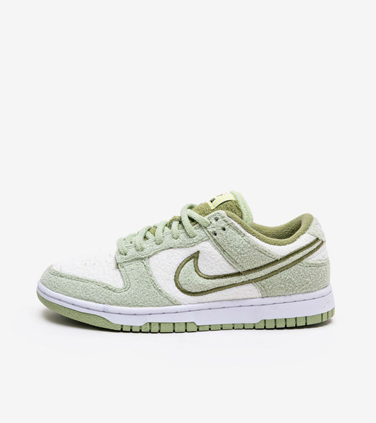 AAOO Dunk Low SE Honeydew