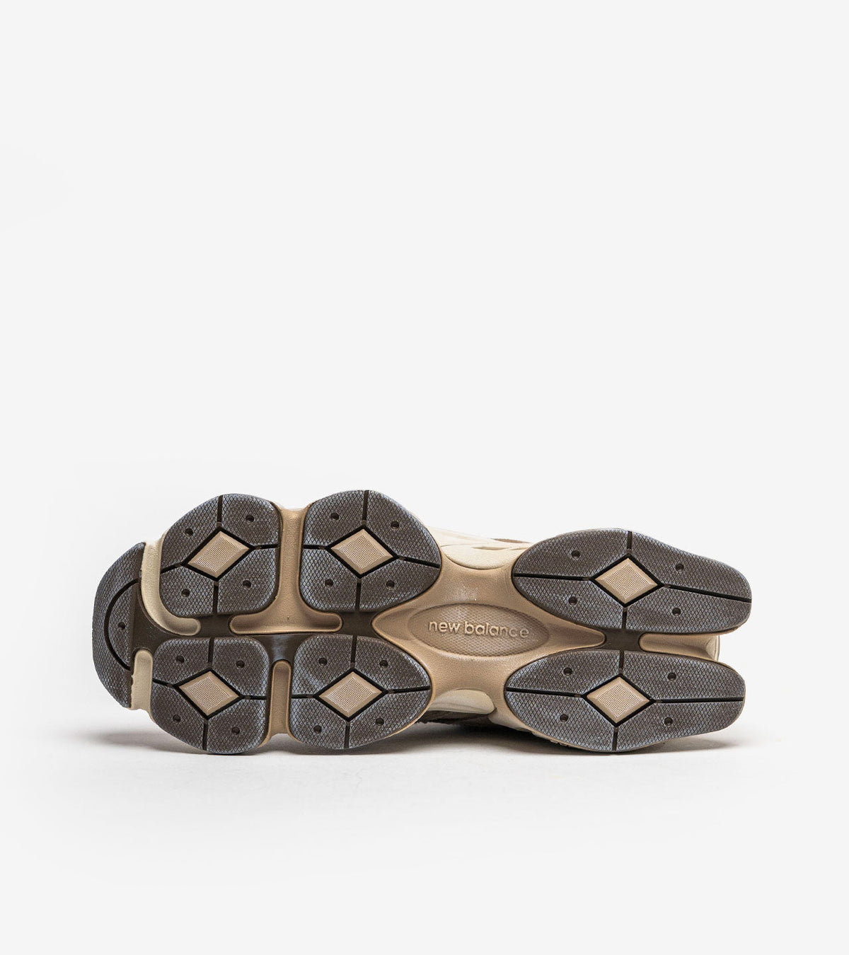 AAOO 9060 Mushroom Timberwolf