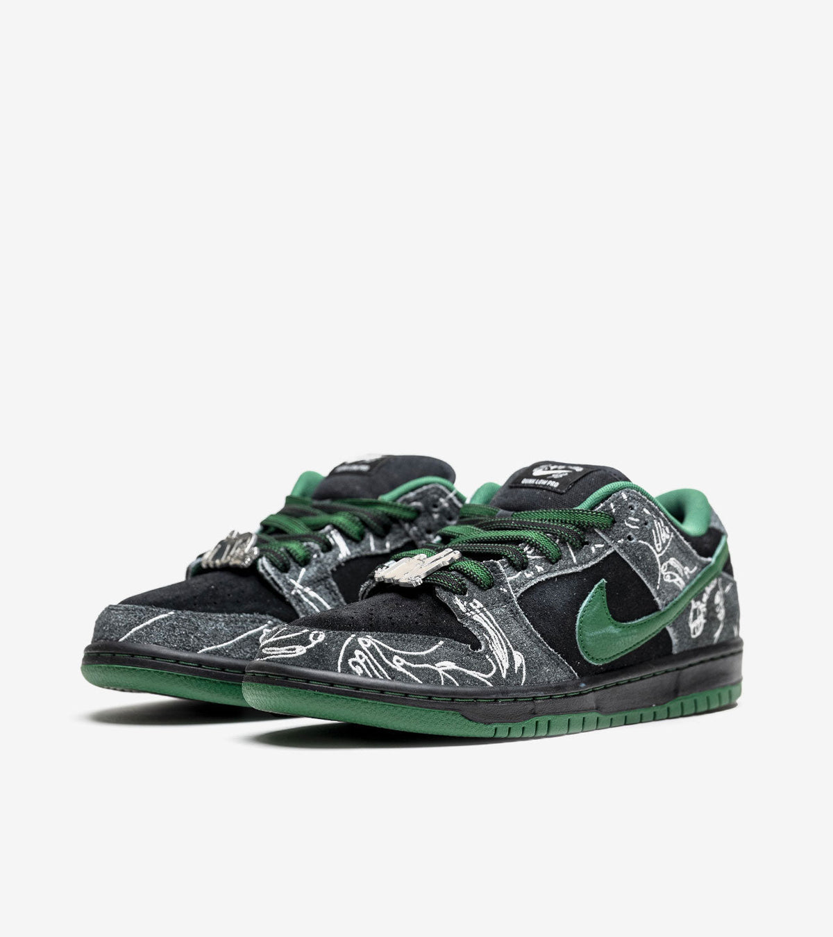 AAOO SB Dunk Low
