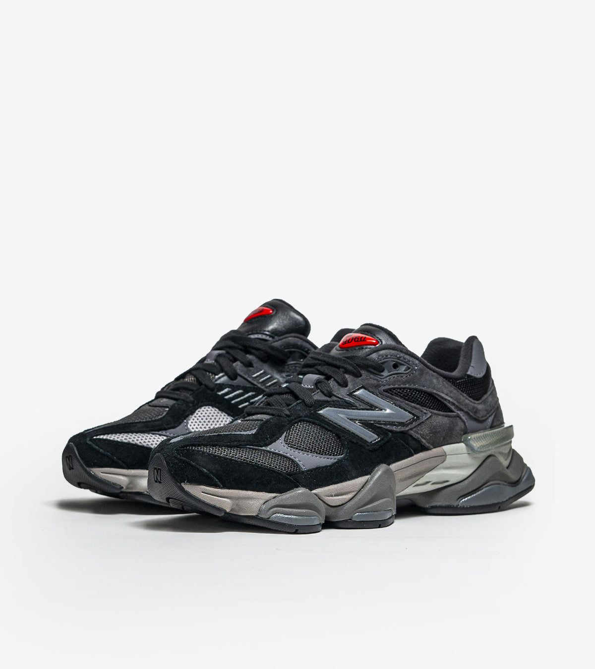AAOO 9060 Black Castlerock Grey