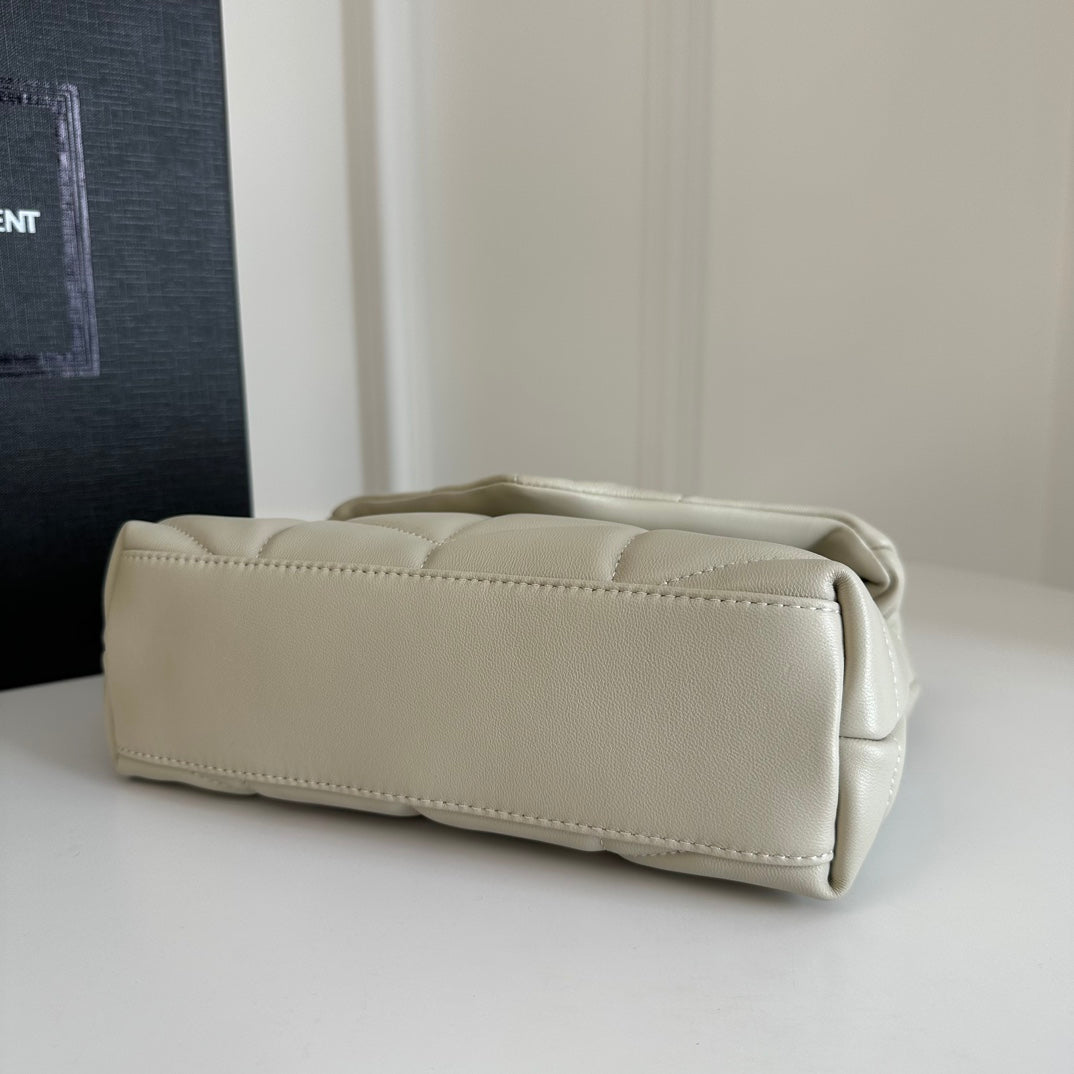 AAOO 100215 Luxury Bag White Size 23x15.5x8.5