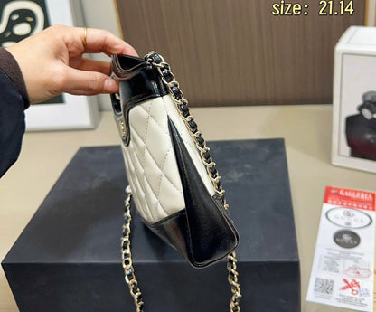 AAOO 2001131 Luxury Bag 21*14cm