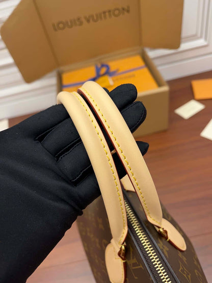 AAOO 100072 Luxury Bag