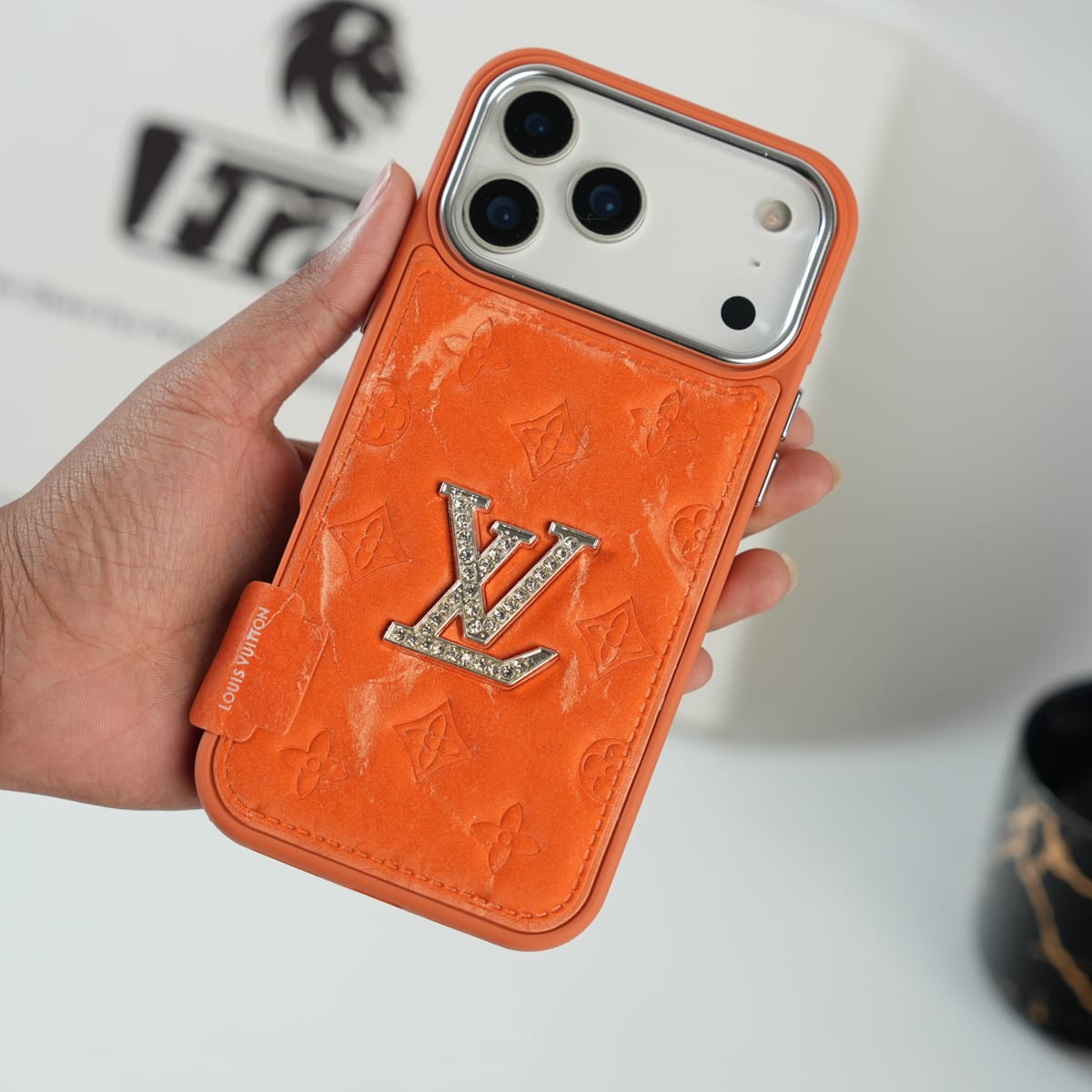 AAOO Premium Embossed Orange Crystal Edition – Handyhülle