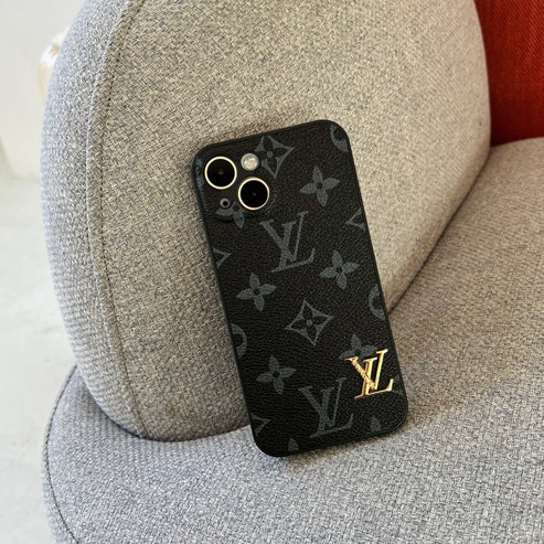 AAOO TRADITIONAL LOVE IPHONE CASE WITH CAMERA PROTECTION