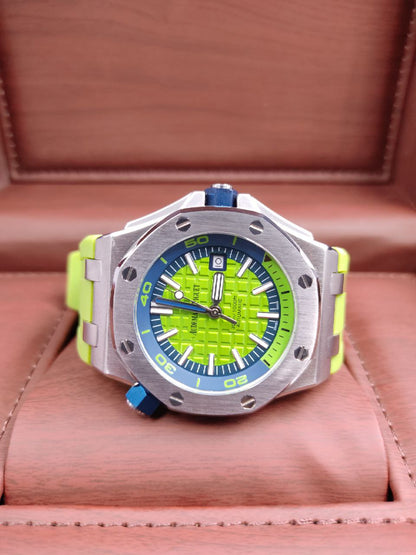AAOO 44 mm Vert Uhr