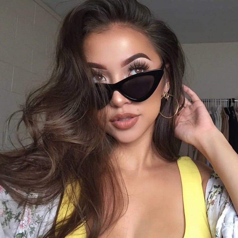 AAOO New Retro Fashion Sunglasses Women Vintage Cat Eye Black White Sun Glasses Female Lady UV400 Oculos