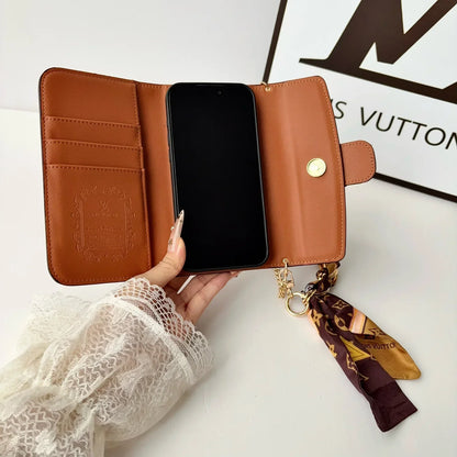 AAOO Luxus-Lederhülle für iPhone mit Flip-Brieftasche und Kette